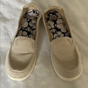 Roxy Minnow VII Slip-On Shoe